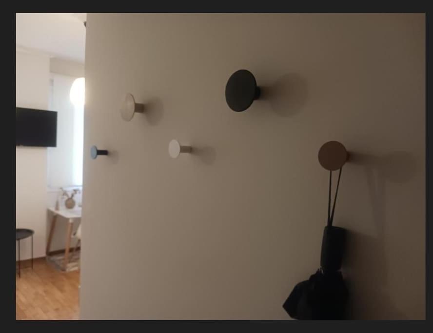 Beautiful Downtown Studio! Яніна Екстер'єр фото